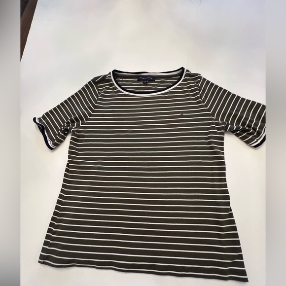 TOMMY HILFIGER LADIES CREWNECK T-SHIRT SHORT SLEEVE OLIVE GREEN/WHITE STRIPES XL - Picture 1 of 9